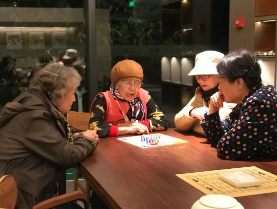 智慧养老云平台如何帮助养老机构占据市场竞争优势？