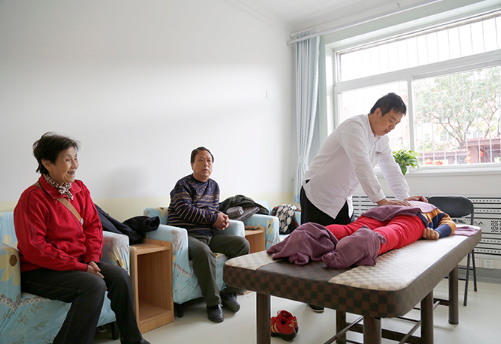 为满足国内养老机构需求智慧养老云平台做出很多本土化改进
