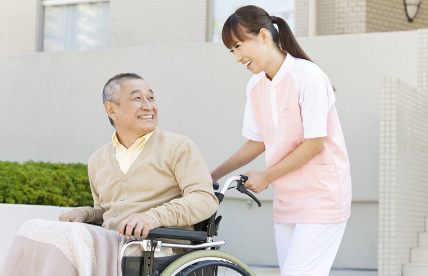 挑选智慧养老养老院看养老院科技实力应看哪些方面？